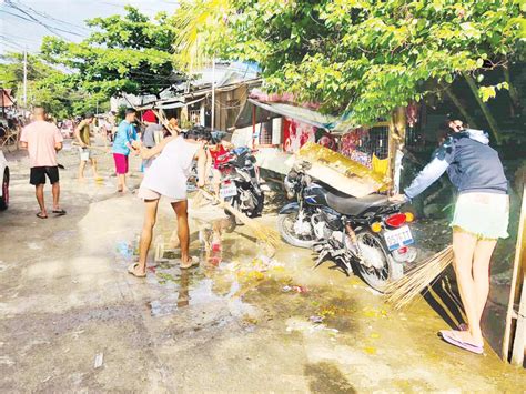 iloilo barangays|Iloilo logs 11 dengue fatalities in August .